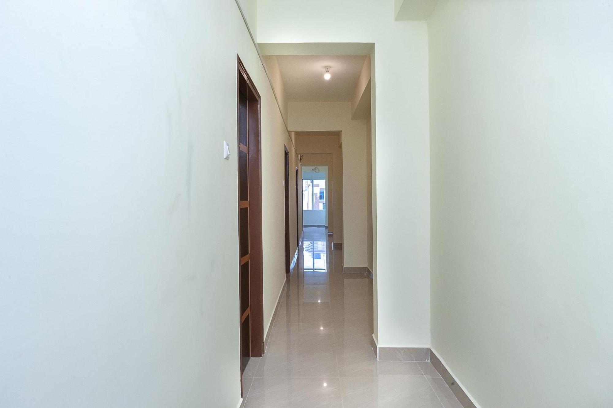 Oyo Hotel Sannidhi Residency Tirupati Exterior foto